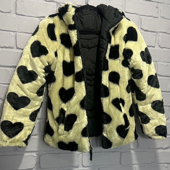 NWOT Madden Girl Kids Heart Pattern Fleece Jacket - Black and Cream size 14/16 - Picture 9 of 16